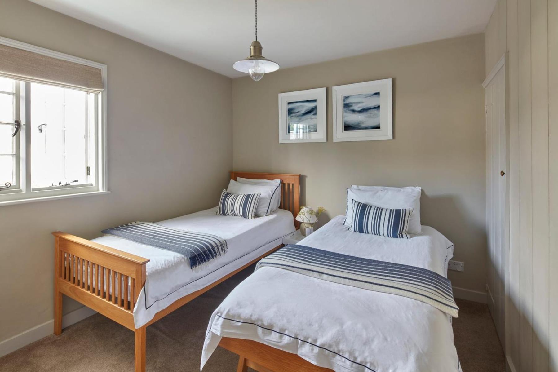 Bosun Cottage - Boutique Retreat On The Beach Deal Kültér fotó