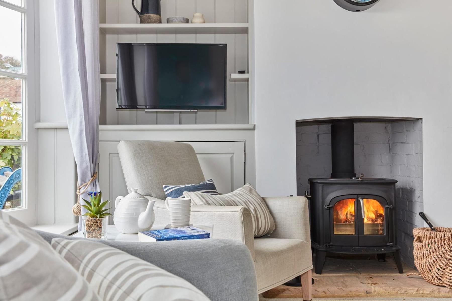Bosun Cottage - Boutique Retreat On The Beach Deal Kültér fotó